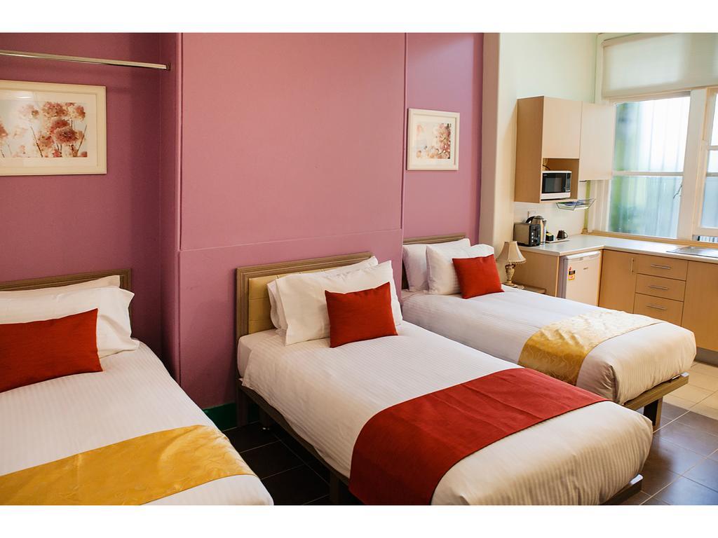 Sydney City Lodge Room photo